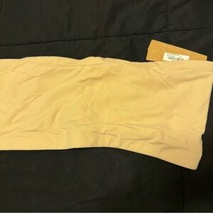 Skims Fits Everybody Bandeau NWT color Sand